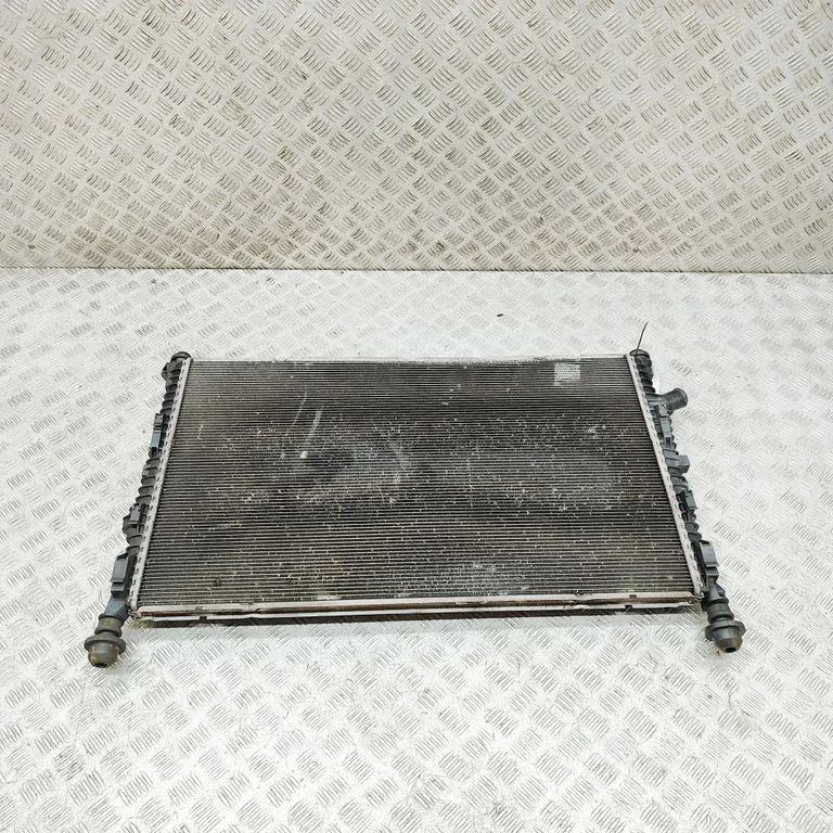 Dzesēšanas šķidruma radiators GK218005BC