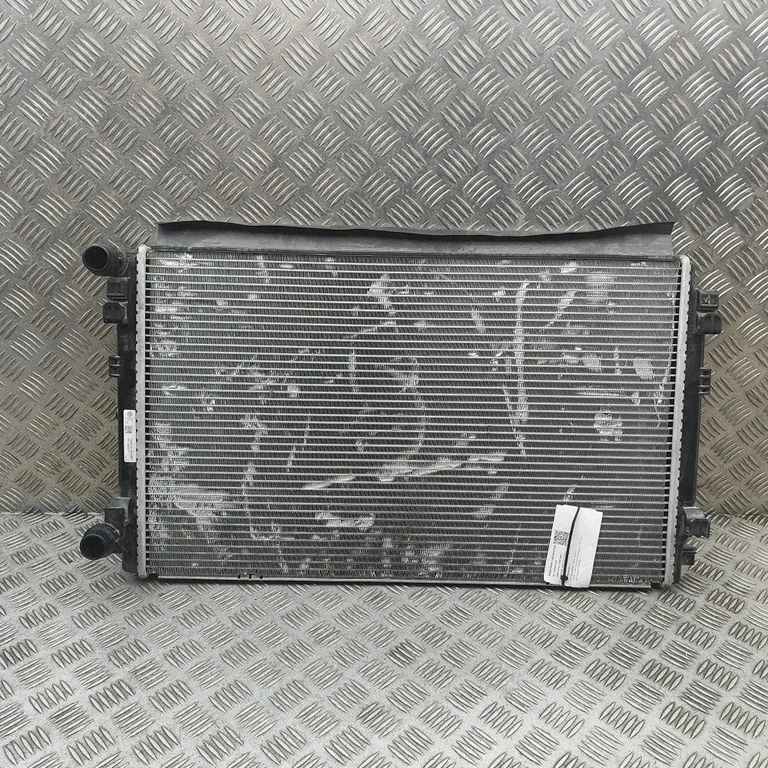 Coolant radiator – Audi RS Q3 (2019-)