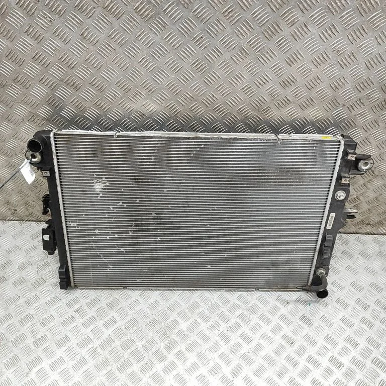 Dzesēšanas šķidruma radiators 214605JUOA