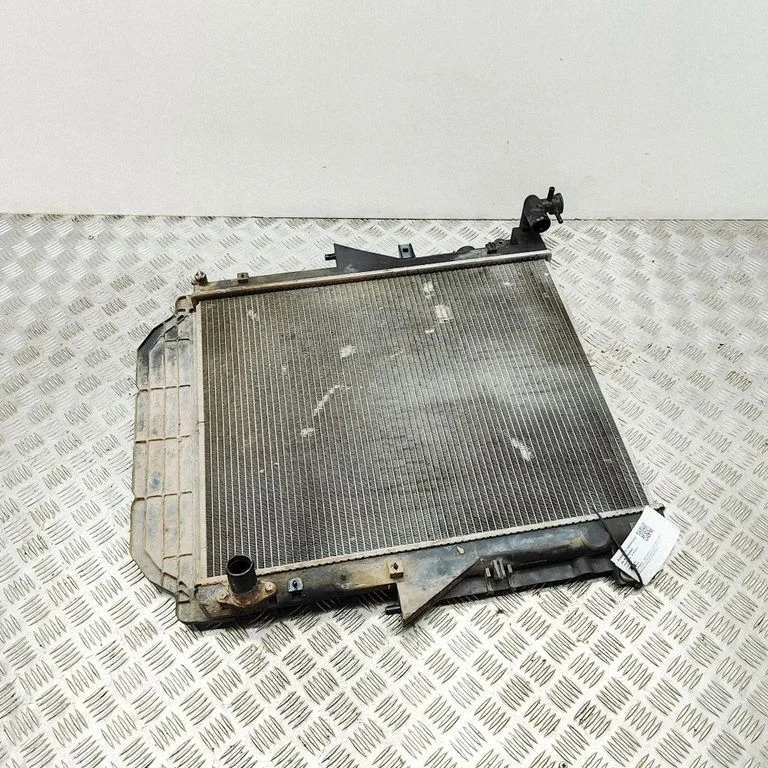 Dzesēšanas šķidruma radiators 1350A807