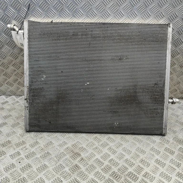 Jahutusvedeliku radiaator – Mercedes-Benz E-klass W213 (2016-)