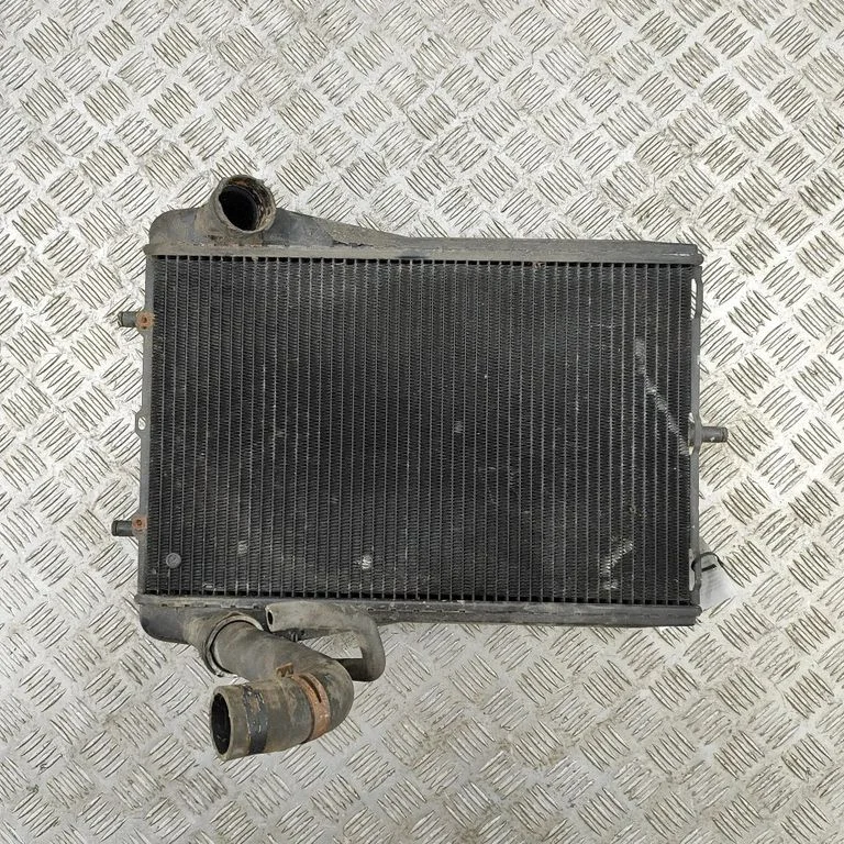Jahutusvedeliku radiaator 99610613272
