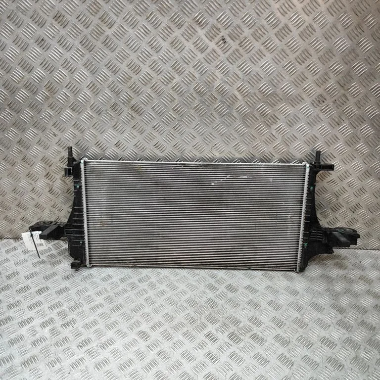 Coolant radiator 31686548