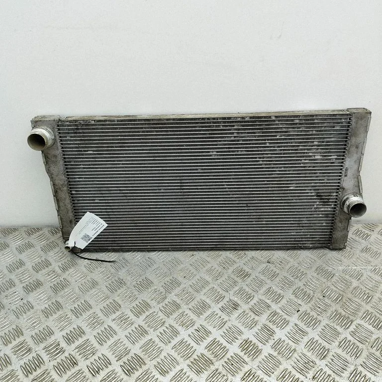 Dzesēšanas šķidruma radiators 8509176