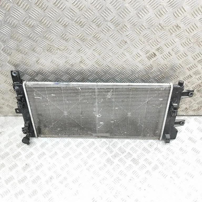 Dzesēšanas šķidruma radiators 214105SH0A