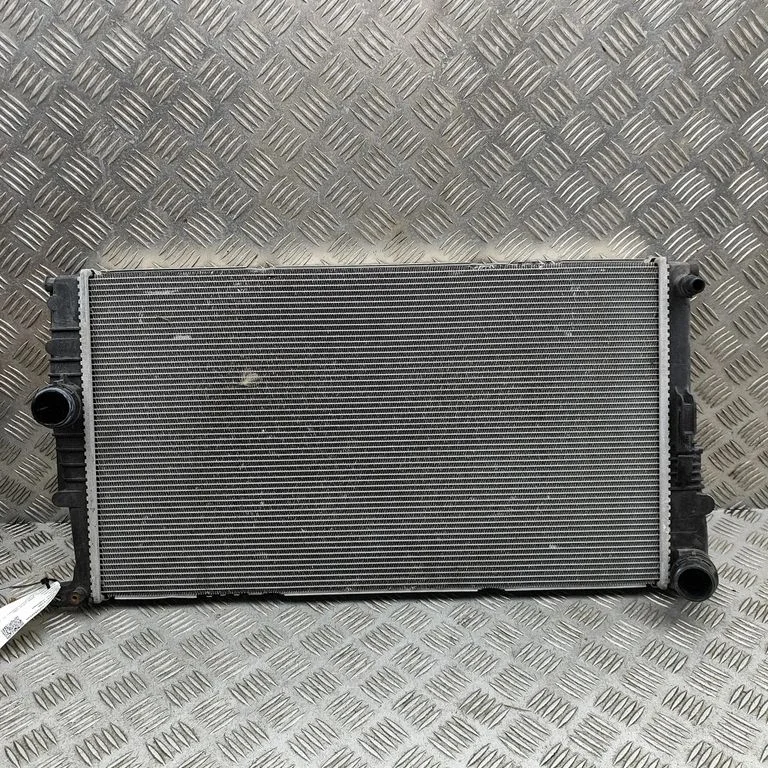 Dzesēšanas šķidruma radiators 8673370