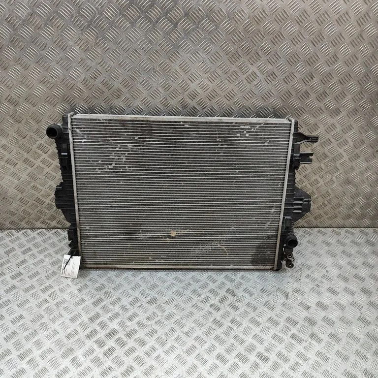 Dzesēšanas šķidruma radiators 95810613210