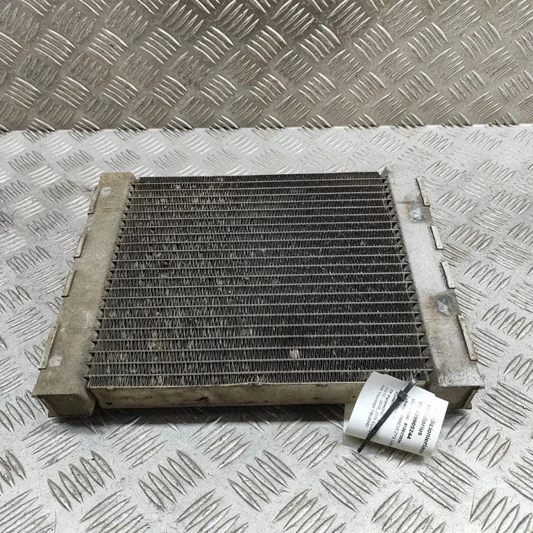 Dzesēšanas šķidruma radiators 2284277