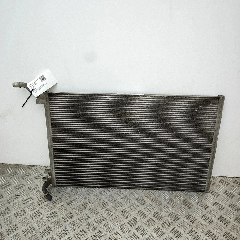 Jahutusvedeliku radiaator GX738K230BA