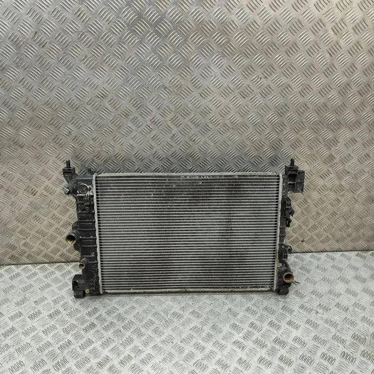 Dzesēšanas šķidruma radiators 623205