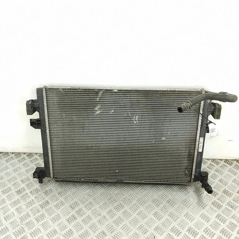 Dzesēšanas šķidruma radiators 5Q0121251GB