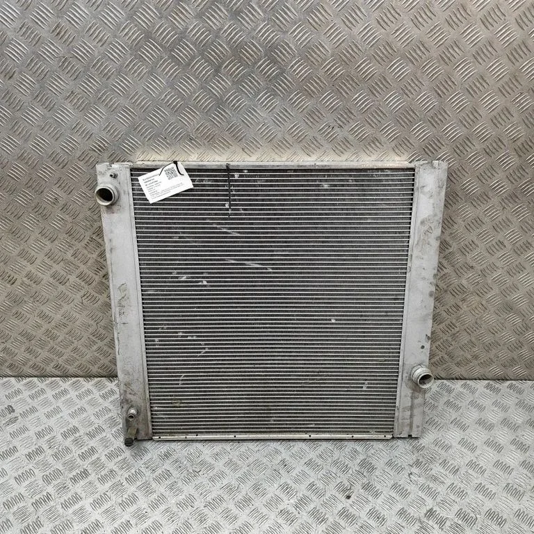 Dzesēšanas šķidruma radiators XH428005BA