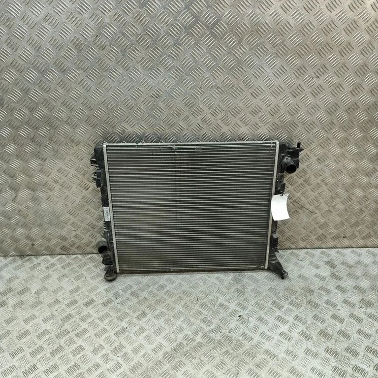 Dzesēšanas šķidruma radiators RM2100