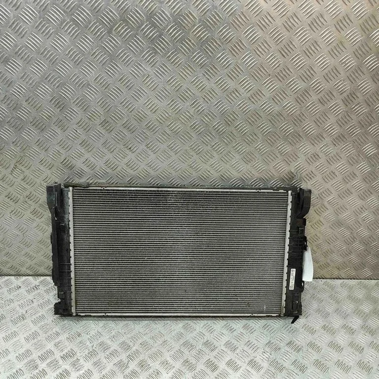 Dzesēšanas šķidruma radiators 8590047