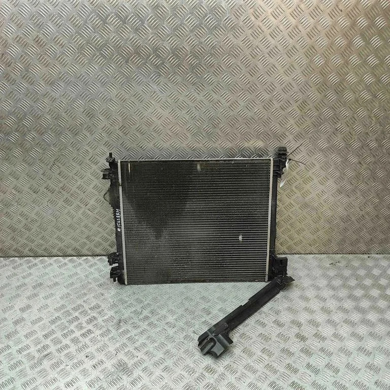 Dzesēšanas šķidruma radiators 214101527R