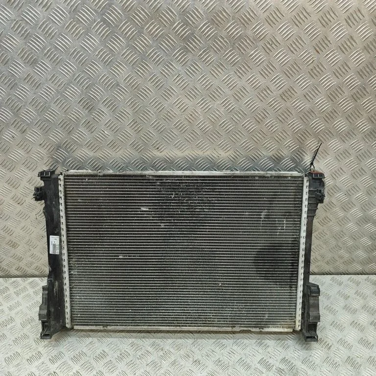 Dzesēšanas šķidruma radiators A0995006203