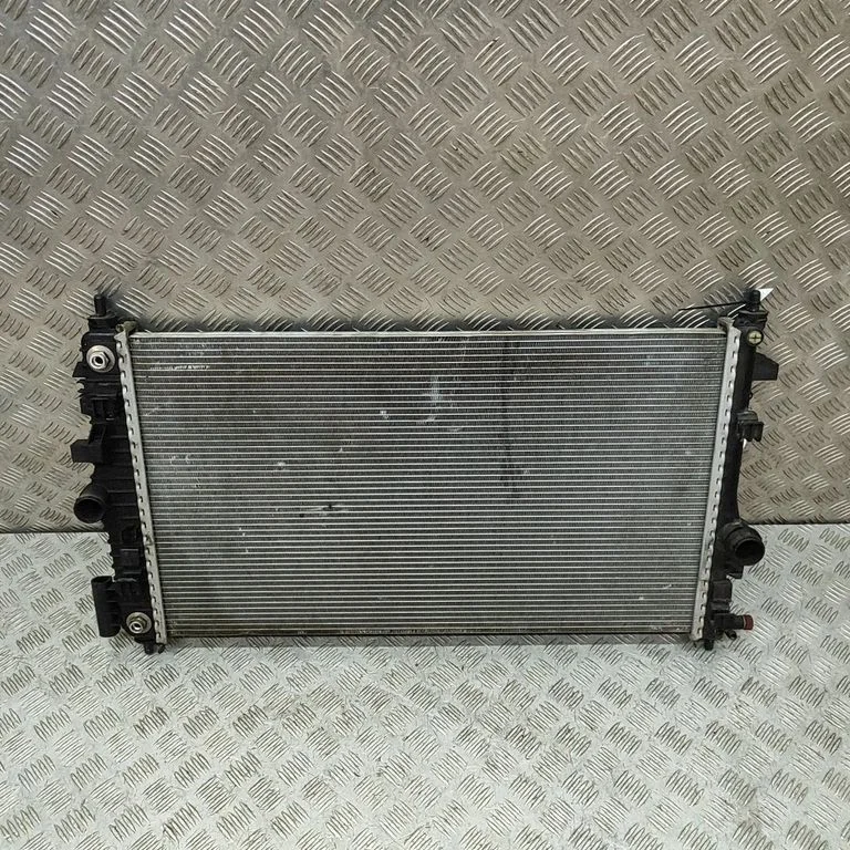 Dzesēšanas šķidruma radiators Z4336001
