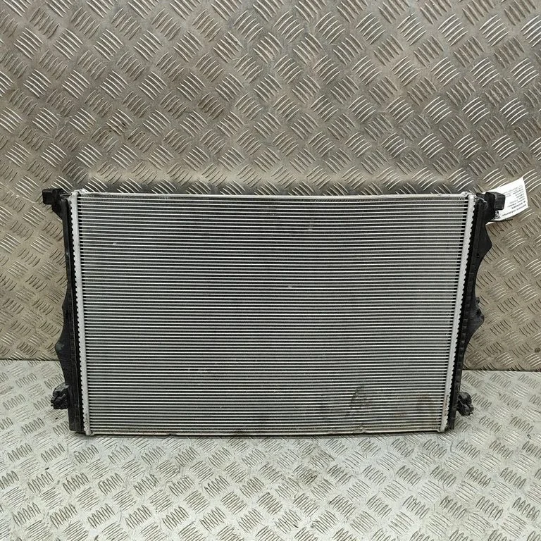 Dzesēšanas šķidruma radiators A2475000203