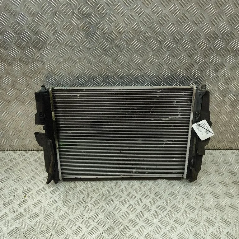 Coolant radiator P51N15411