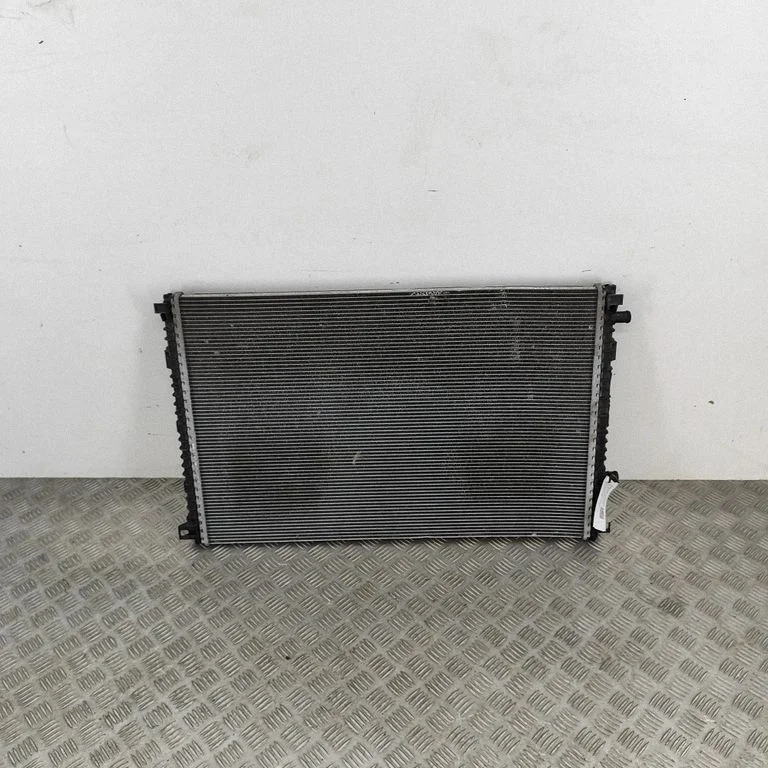 Dzesēšanas šķidruma radiators – Audi A6 C7 (2011-)