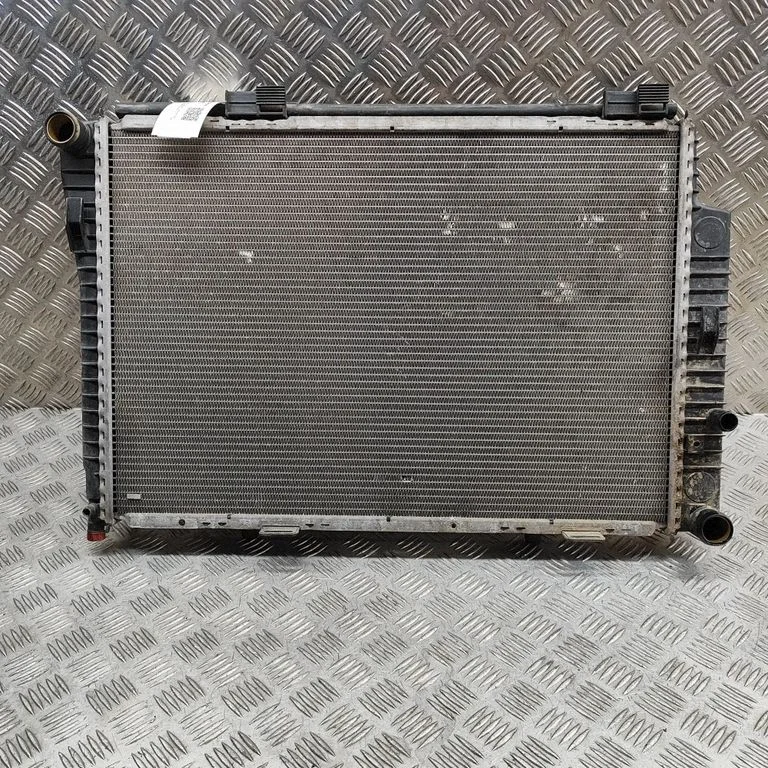 Dzesēšanas šķidruma radiators A2055003103