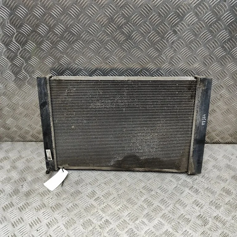 Jahutusvedeliku radiaator – Toyota Auris E180 (2012-2018)