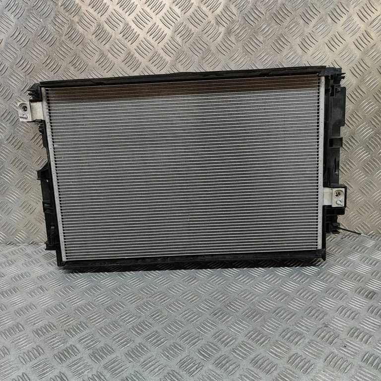 Dzesēšanas šķidruma radiators A0005007700