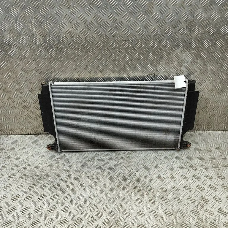 Dzesēšanas šķidruma radiators 164000R030