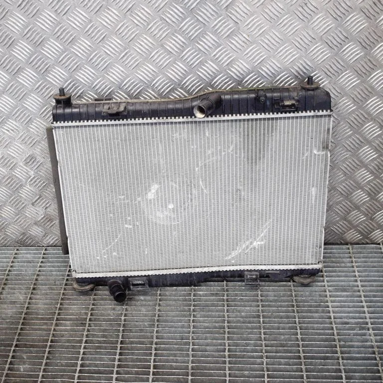 Dzesēšanas šķidruma radiators C1B18005AA