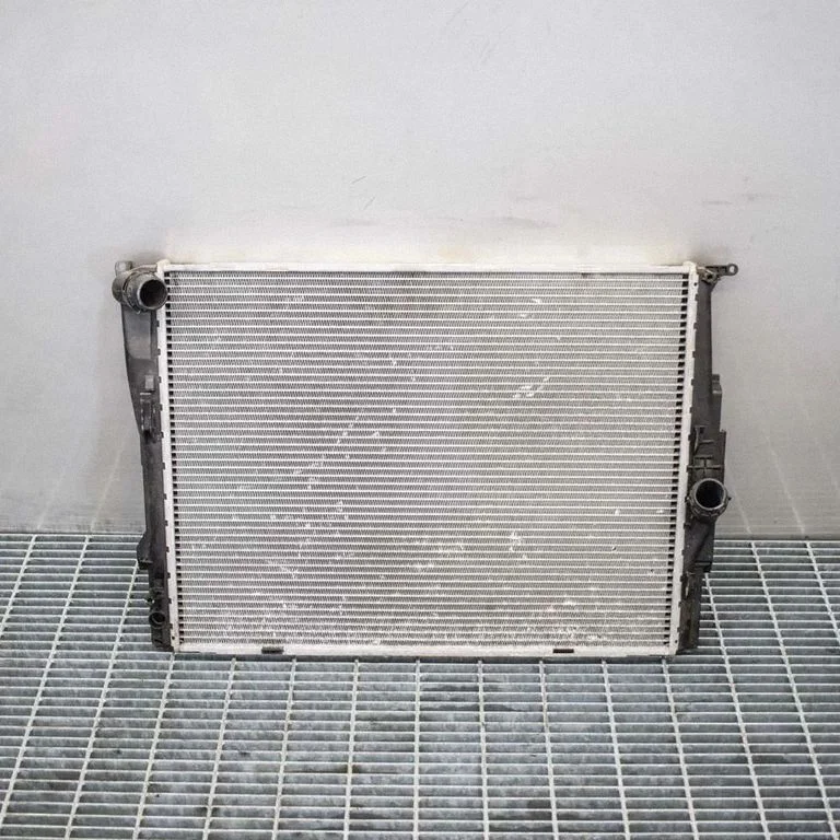 Dzesēšanas šķidruma radiators – BMW X1 E84 (2009-2015)