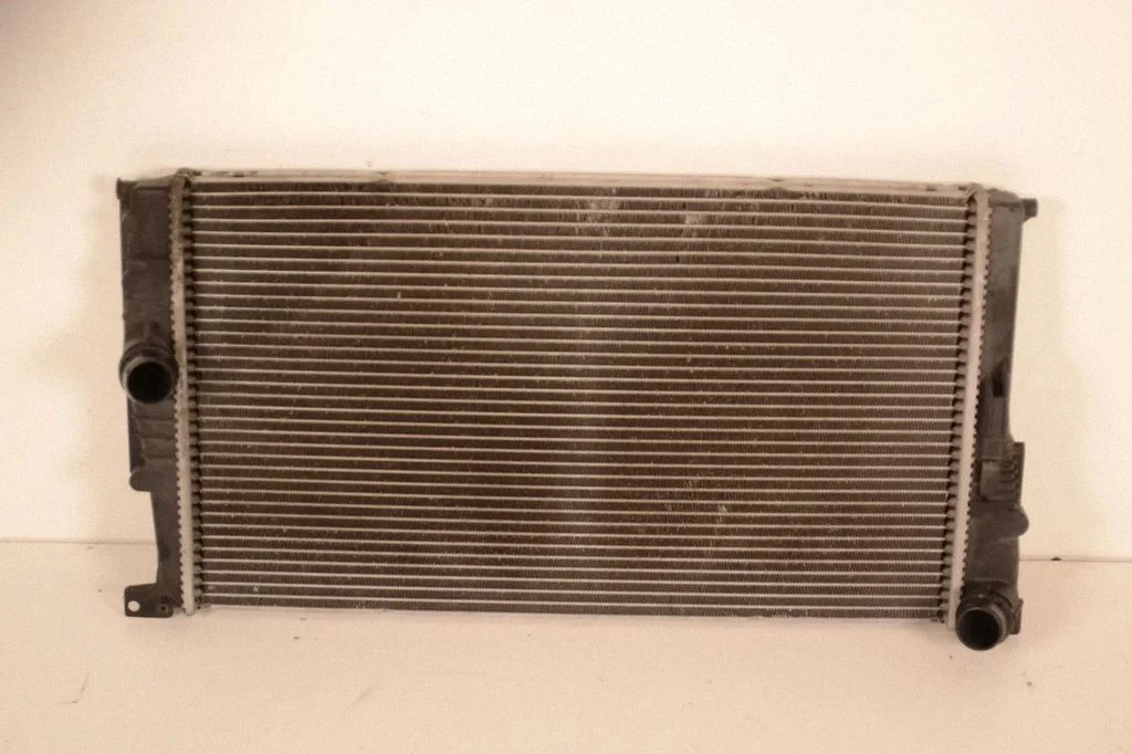 Dzesēšanas šķidruma radiators 760051