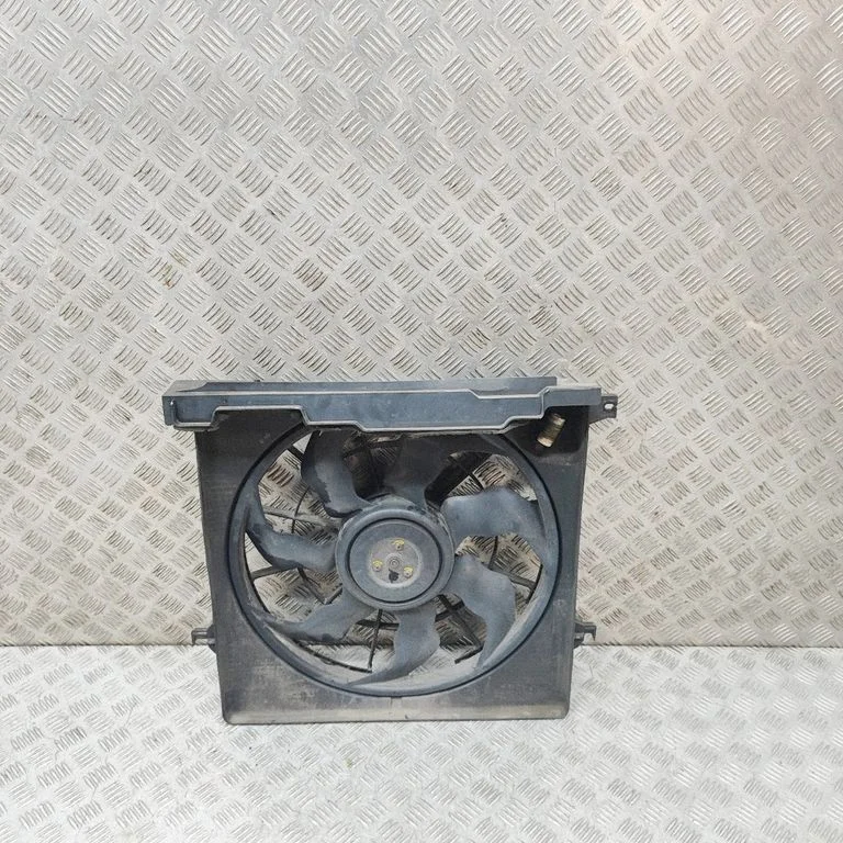 Radiatora ventilatora difuzors 253802W000