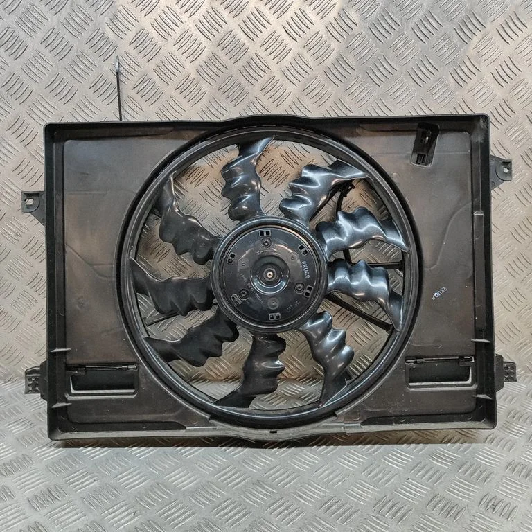 Radiaatori ventilaatori difuusor 25380GI000