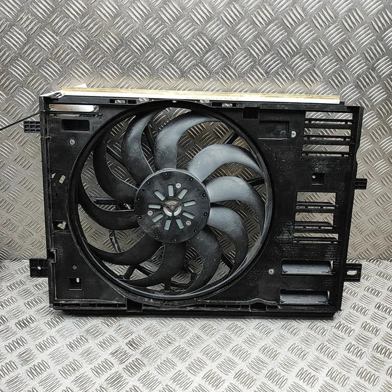 Radiator cooling fan shroud 9861012880