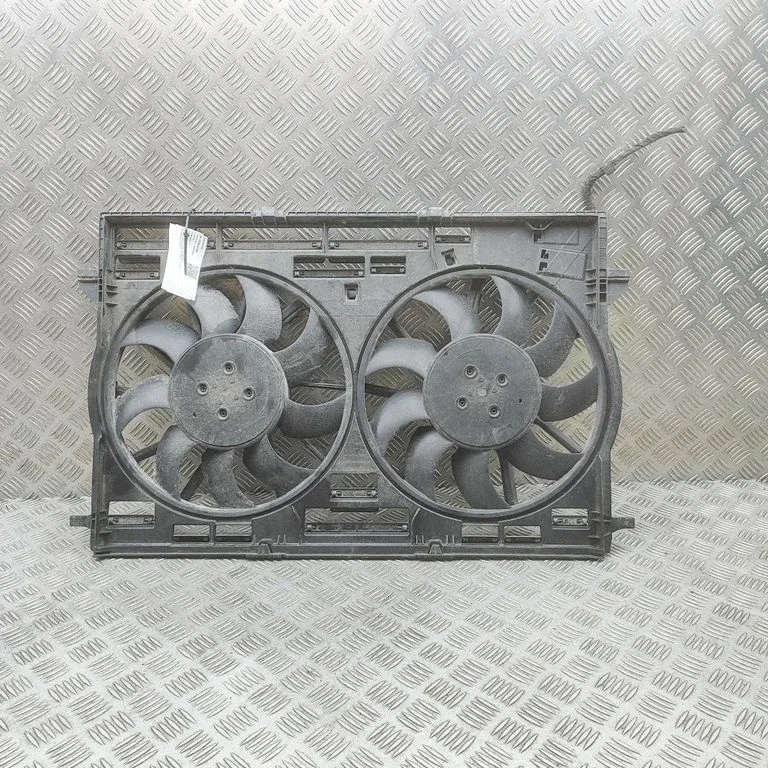 Radiator cooling fan shroud – Audi A6 S6 C7 4G (2011-2018)