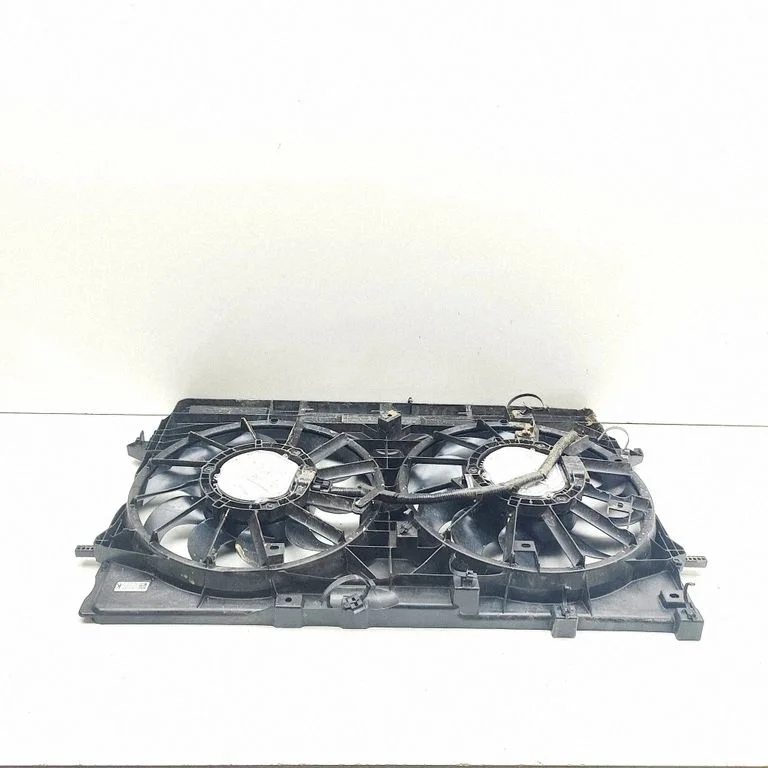 Radiator cooling fan shroud 214816UM0B