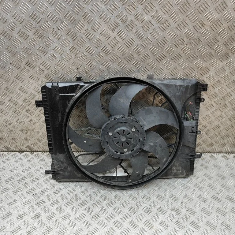 Radiator cooling fan shroud A2049066802