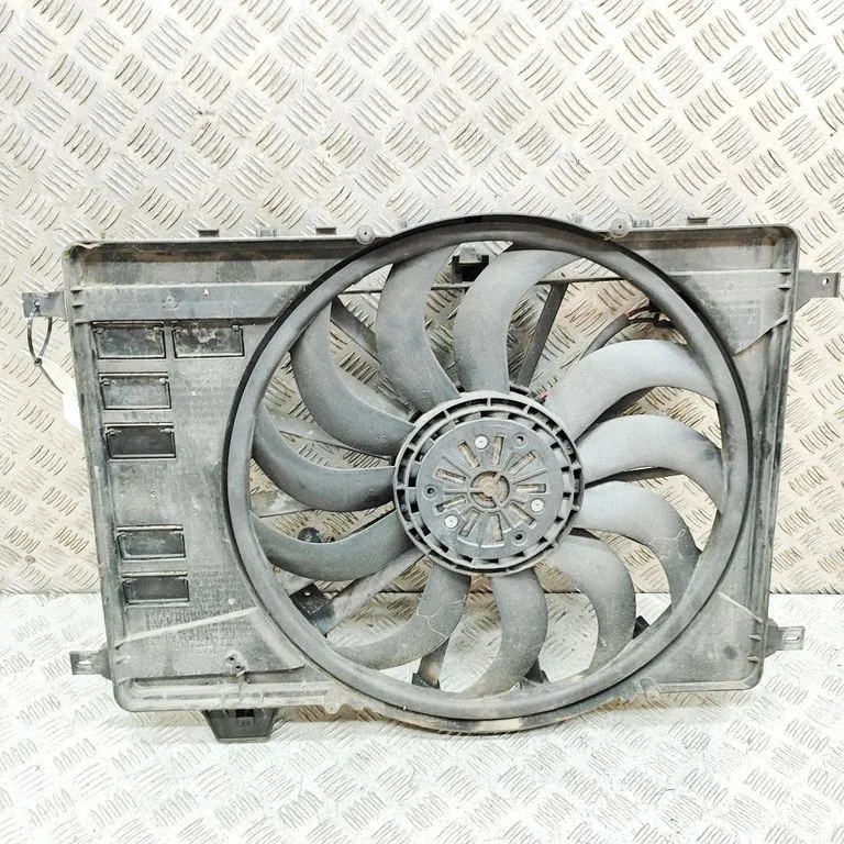 Radiatora ventilatora difuzors GJ328C607AB