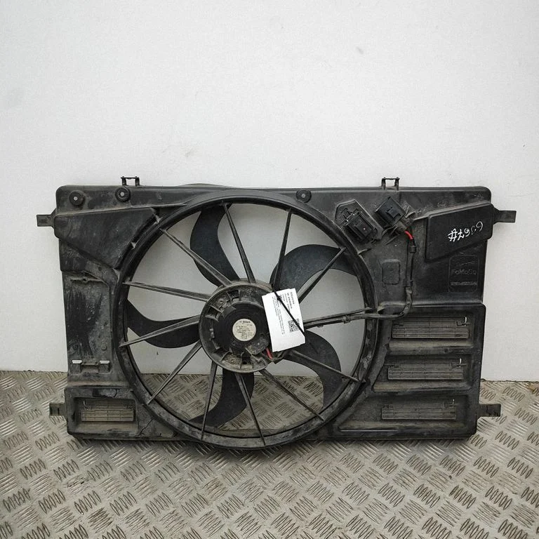Radiator cooling fan shroud BK218C607D