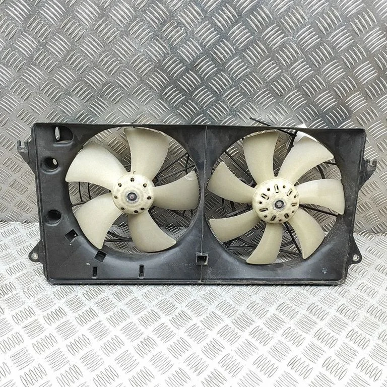 Radiaatori ventilaatori difuusor 1671122060 – Toyota Celica T230 (1999-2006)