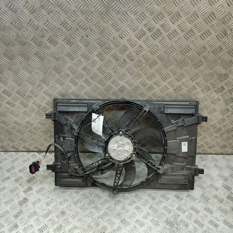 Radiatora ventilatora difuzors 5Q0121205BB