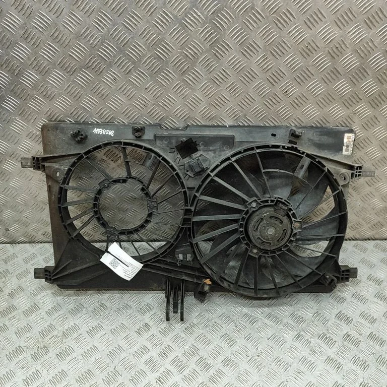 Radiatora ventilatora difuzors 8240590