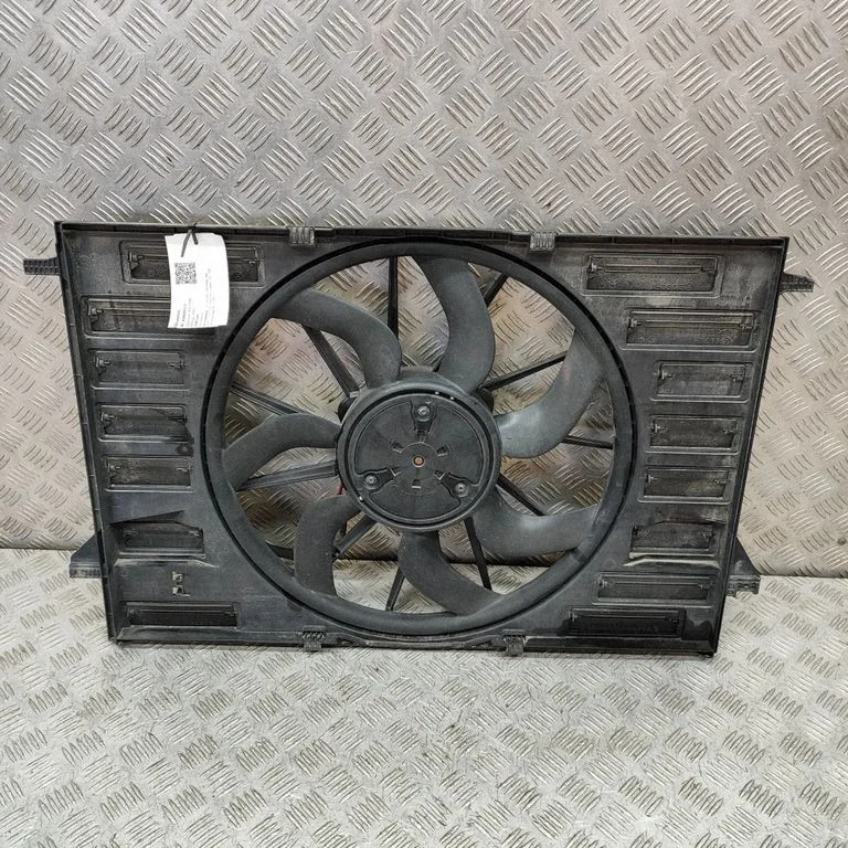 Radiatora ventilatora difuzors 8W0121003B