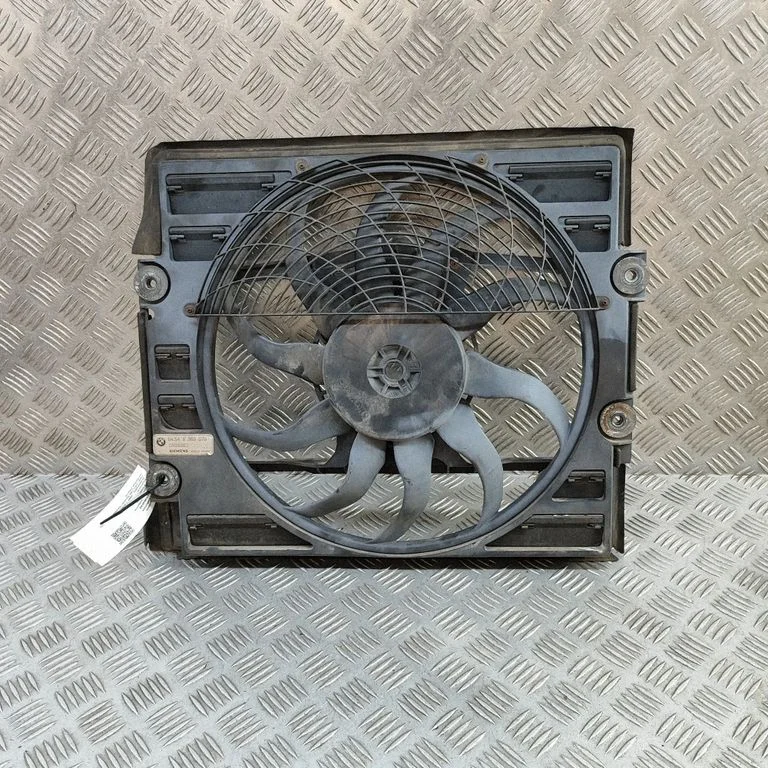 Radiaatori ventilaatori difuusor 8369070