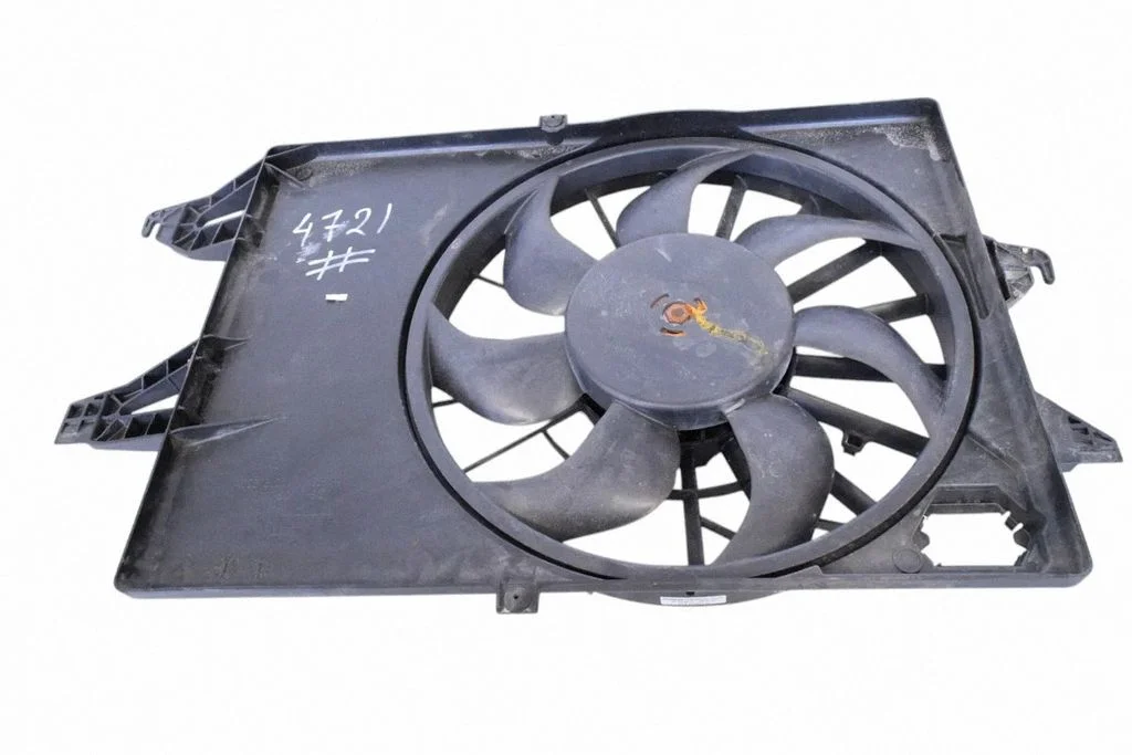 Radiatora ventilatora difuzors 3S718C607BD