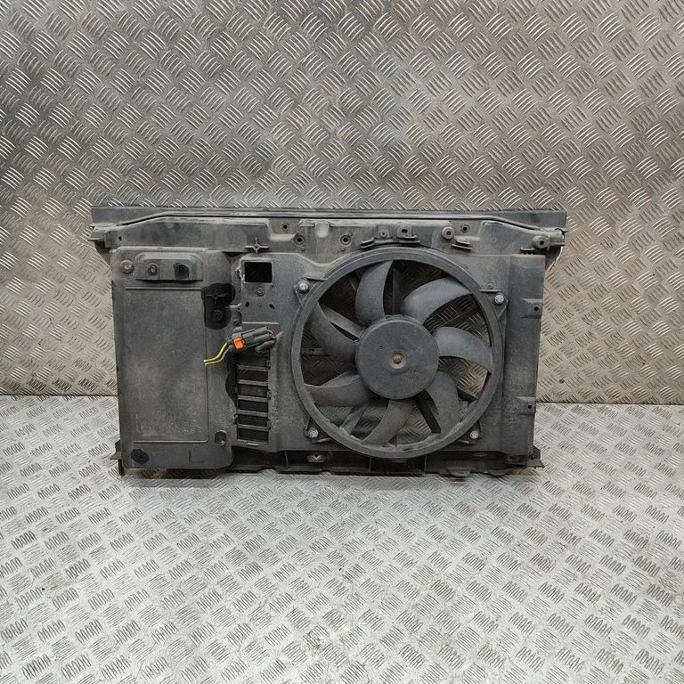 Radiaatori ventilaatori difuusor 9653700480
