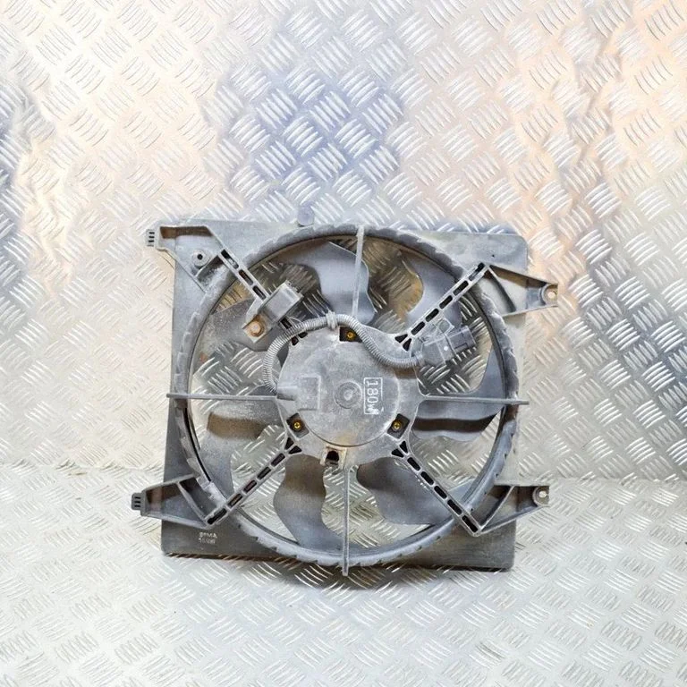 Radiatora ventilatora difuzors
