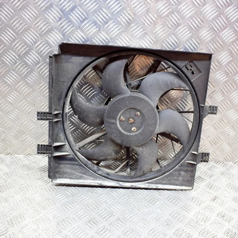 Radiatora ventilatora difuzors 0130104802