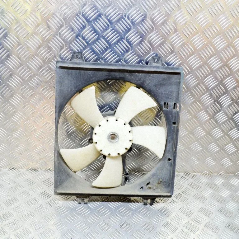 Radiatora ventilatora difuzors