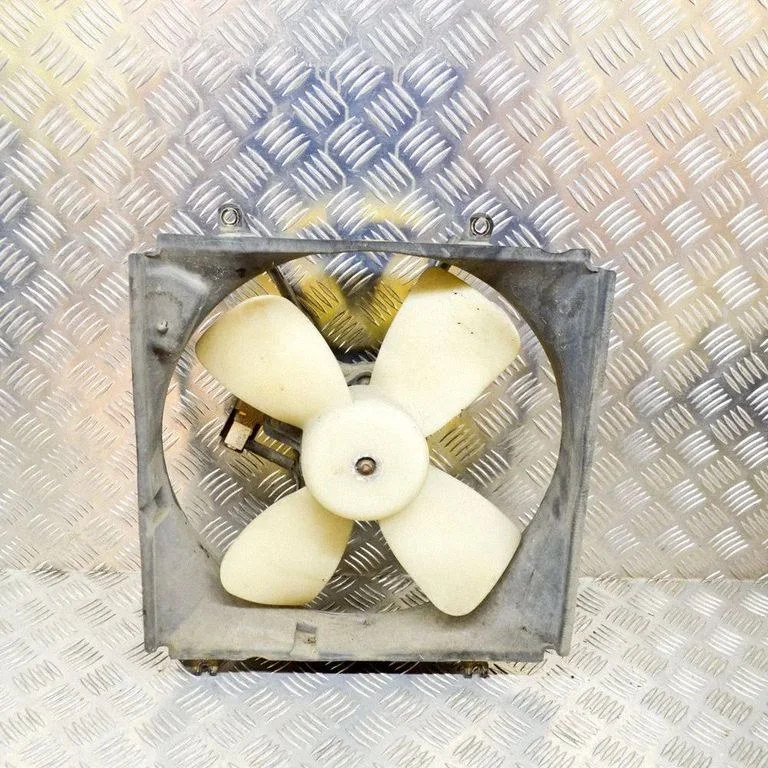Radiatora ventilatora difuzors
